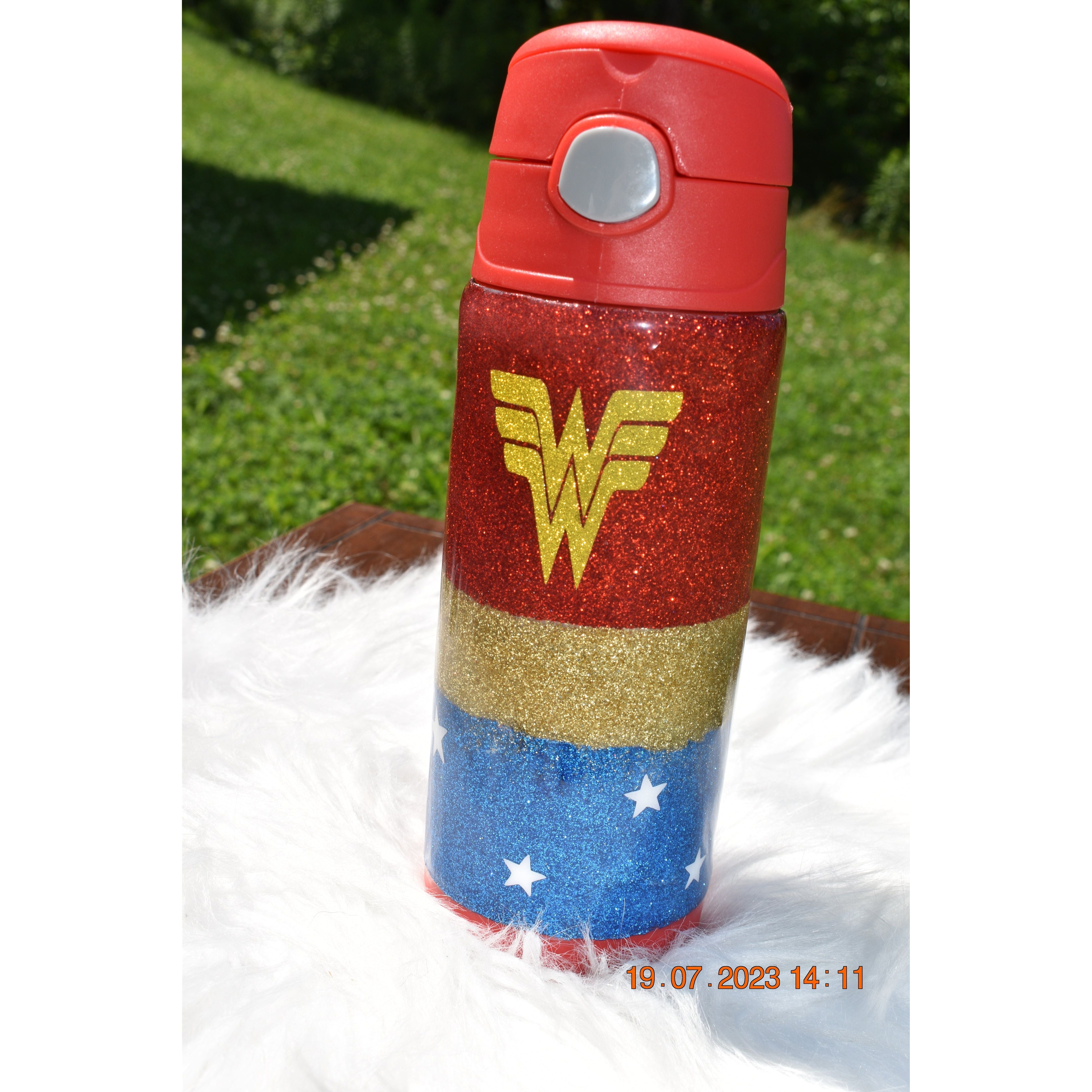 Wonder women kids water bottle